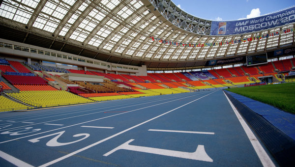 Стадион Лужники перед чемпионатом мира по легкой атлетике